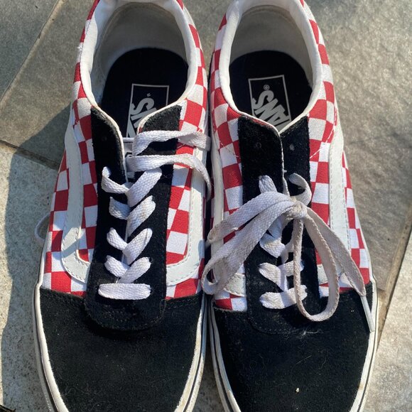 Checkered Low-Top Vans - Picture 2 of 7